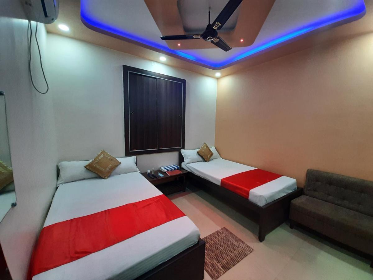 Hotel Shakuntla Palace - 400 Meters Away From Vishnu Pad Temple 7 Mins Walk Gaya Exterior photo